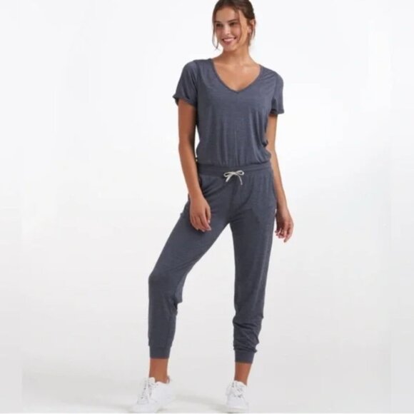 Vuori All Day Jumpsuit in Azure Heather Stretch Jogger One Piece  Size S - Picture 3 of 12